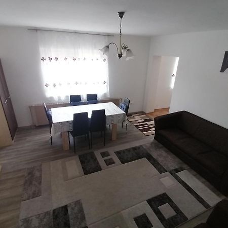 Family House Eger Exterior foto