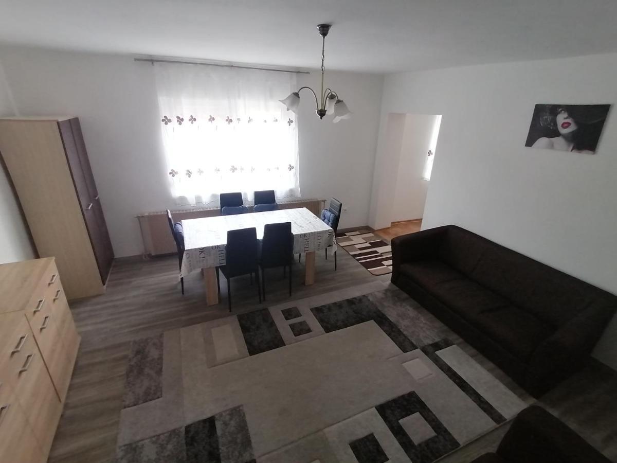 Family House Eger Exterior foto